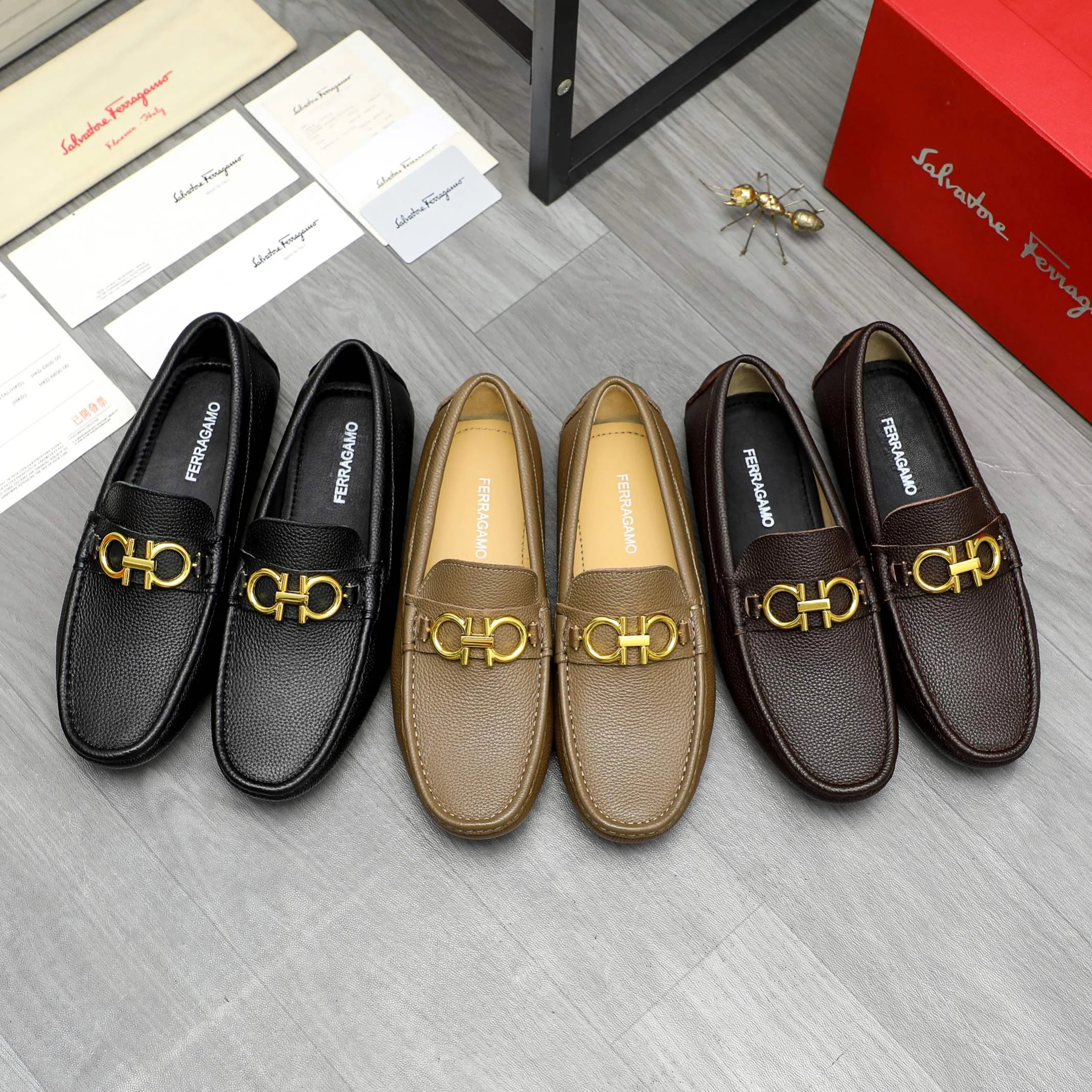 Men's shoes 💰420 Product trademark: Ferragamo "Ferragamo" business casual slip-on shoes Regular size: 38-46 (45.46 custom-made and non-returnable) Product materials: Selected small pebbled cowhide upper, sheepskin lining, original rubber outsole